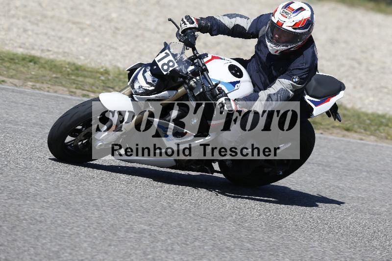 /07 09.04.2026 Cornu Master School ADR/Gruppe gruen/18